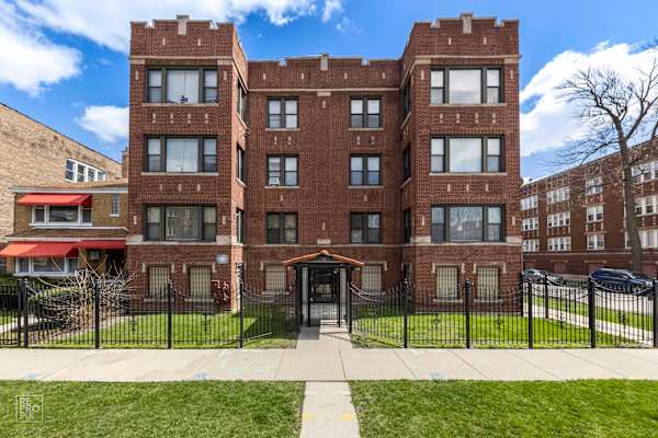 8057-59 S Marshfield property